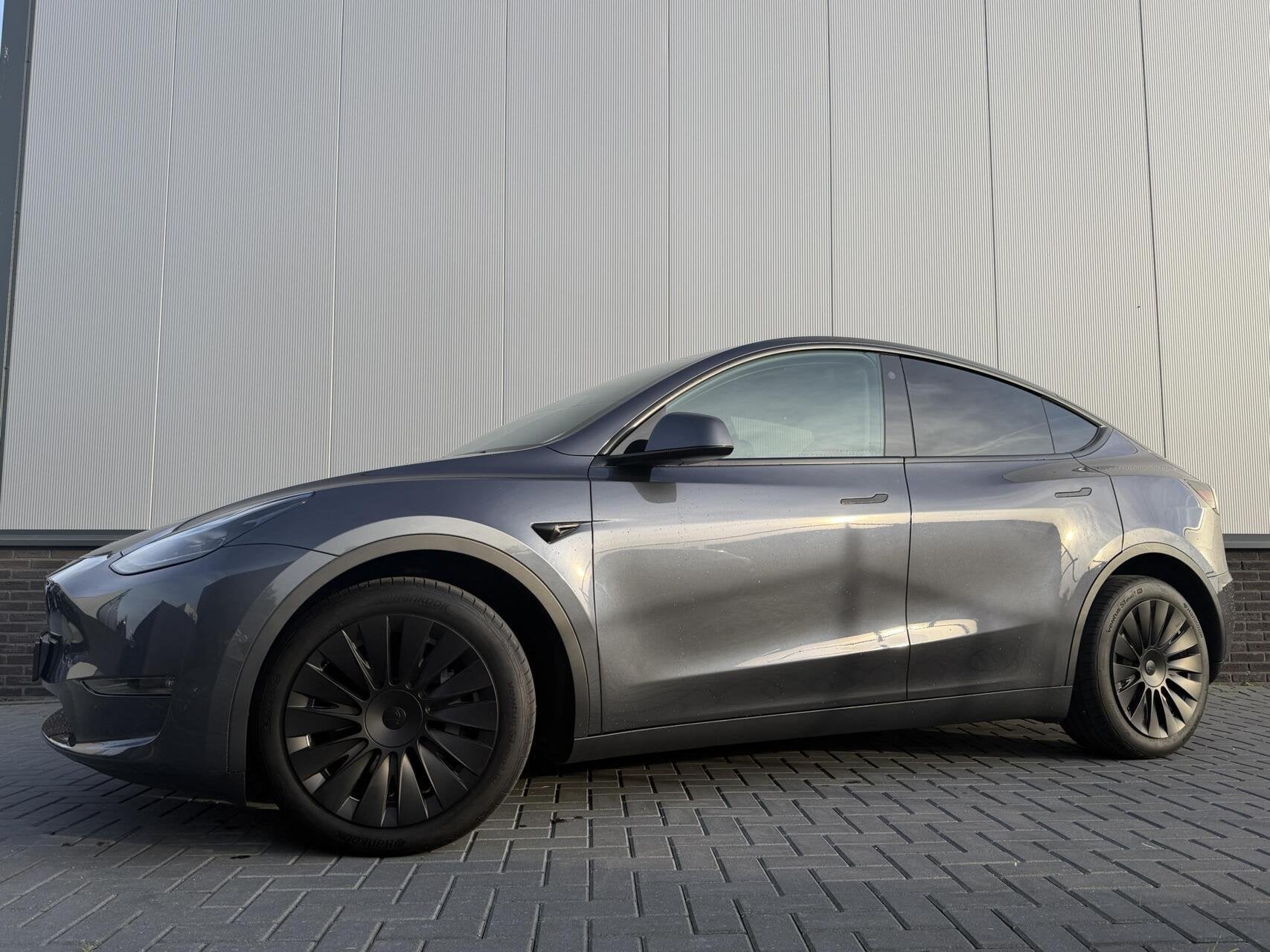 Tesla Model Y Long Range AWD 75 kWh SOH 92%