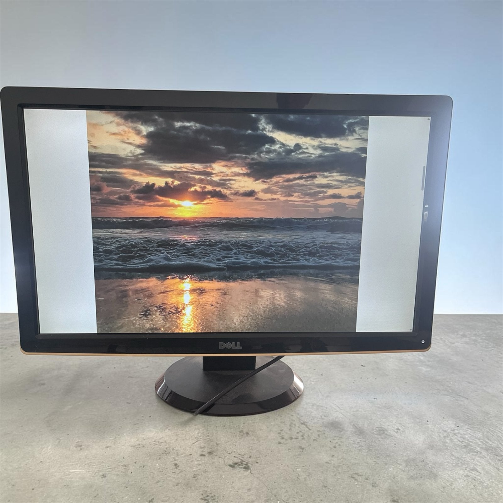 Dell LCD Monitor 24 inch - Model No. 2408WFPb, Computers en Software, Gebruikt, Full HD, Ophalen of Verzenden, Onbekend