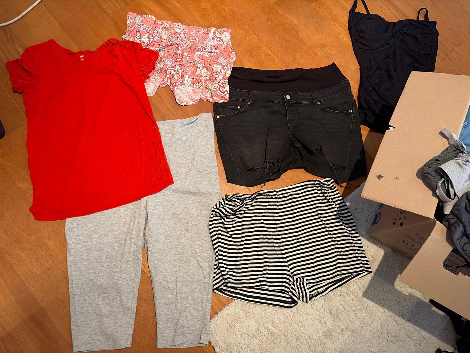 >35 pieces Pregnancy clothes Zwangerschapskleding M/L, Maat 38/40 (M), Overige kleuren, Ophalen of Verzenden, Gedragen