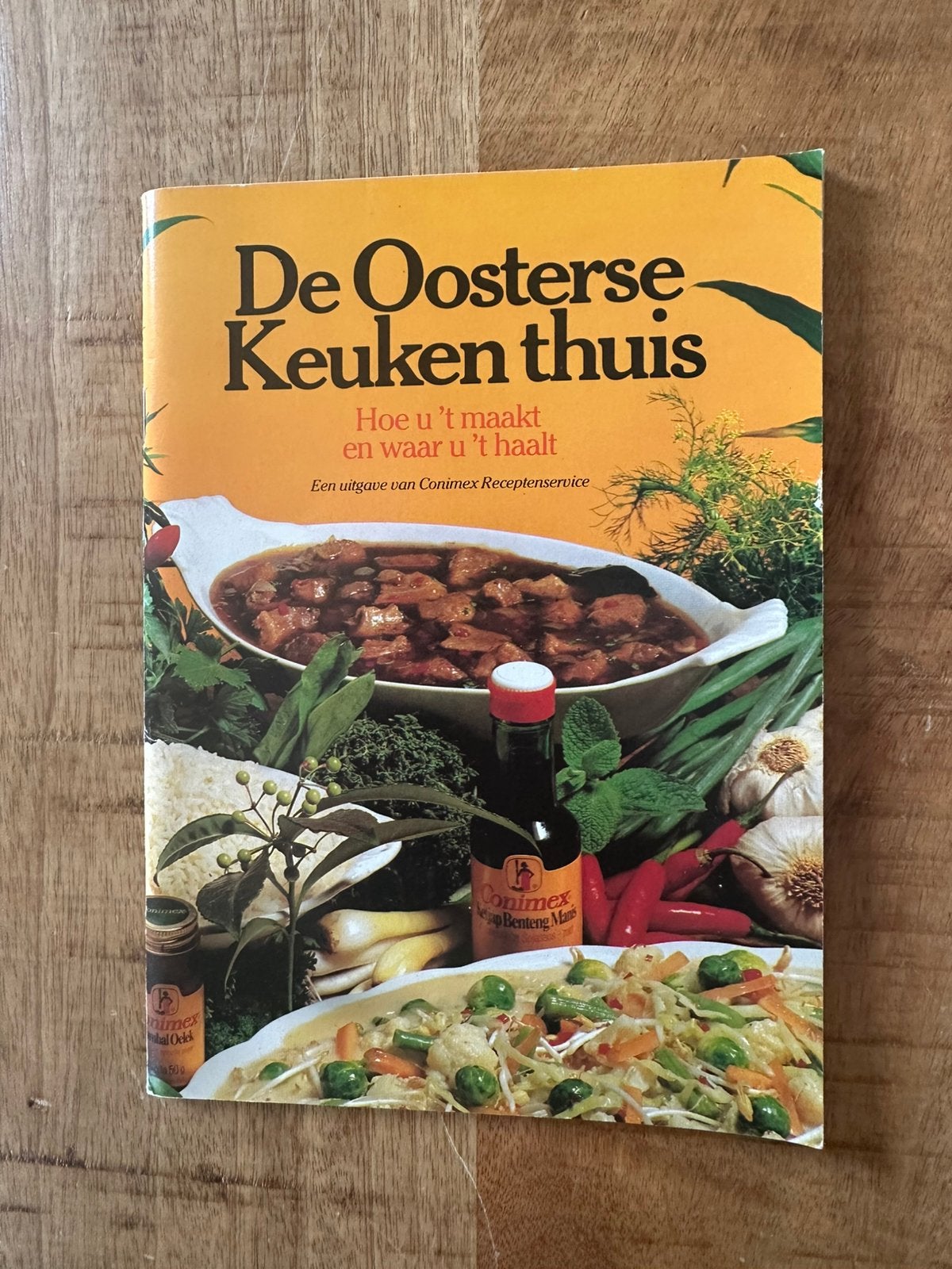 De Oosterse Keuken thuis - Conimex Receptenservice, Ophalen of Verzenden, Gelezen, Azië en Oosters, Hoofdgerechten