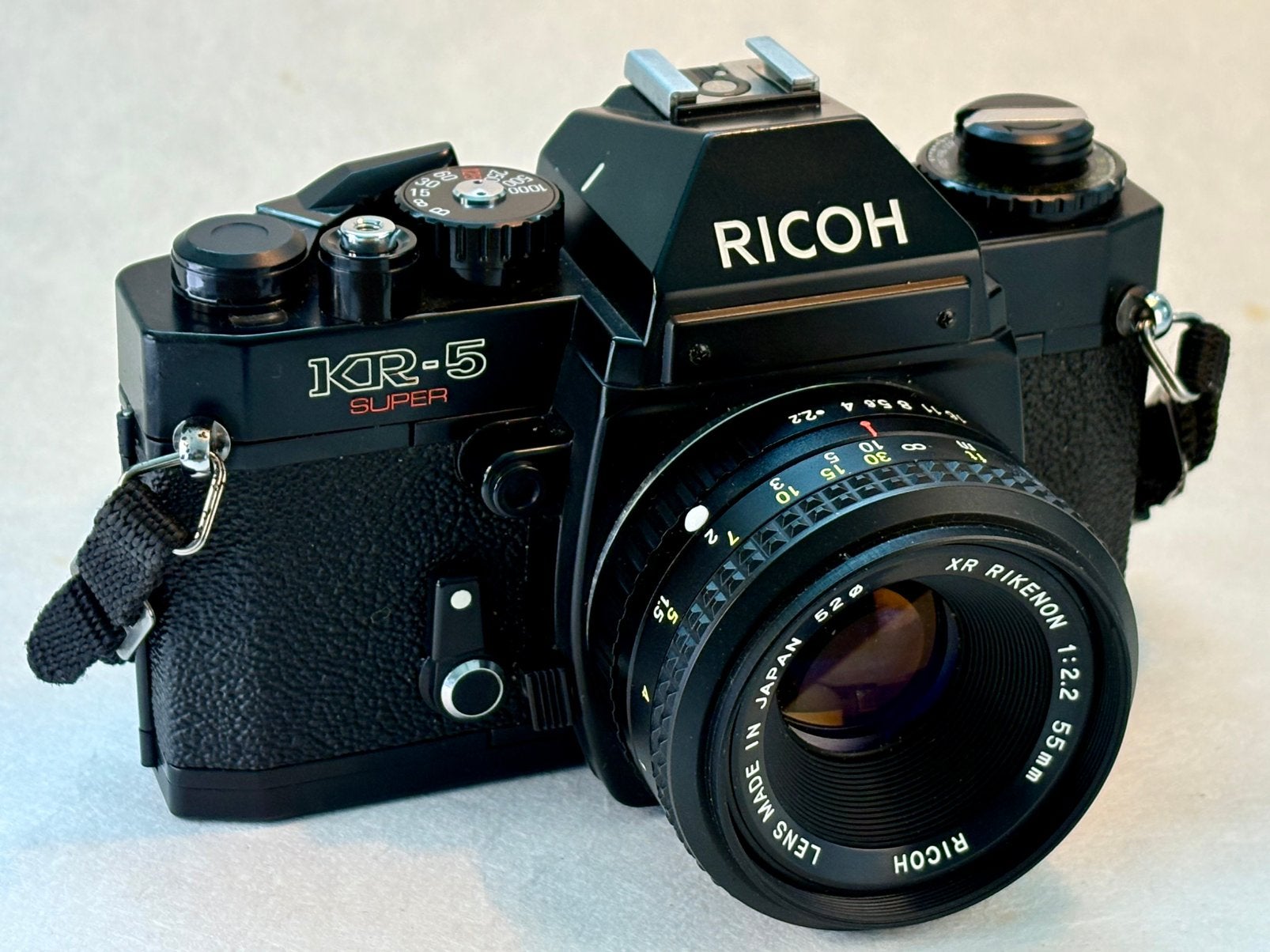 Ricoh KR-5 Super + 2 lenzen + originele tassen, Ophalen of Verzenden, Spiegelreflex, Overige Merken