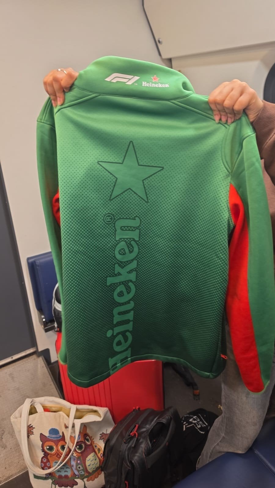 Heineken F1 Jasje - Groen/Rood (M/L), Maat 48/50 (M), Ophalen of Verzenden, Zo goed als nieuw, Groen