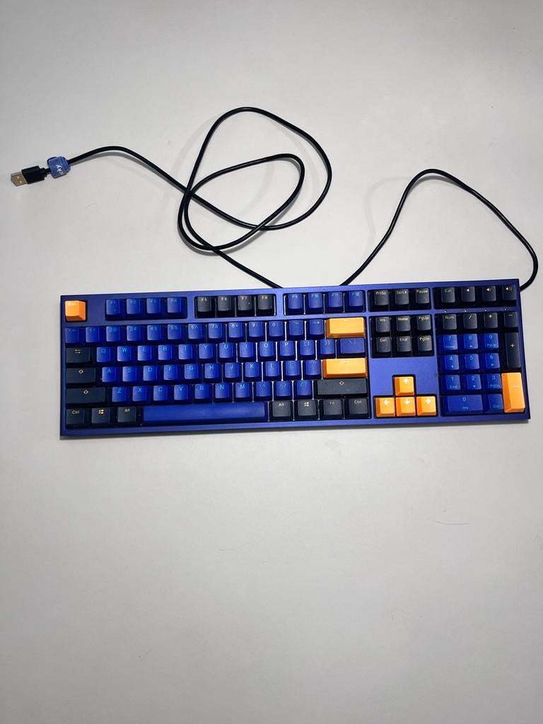 Ducky One 2 Horizon Toetsenbord, Computers en Software, Toetsenborden, Zo goed als nieuw, Qwerty, Bedraad, Gaming toetsenbord