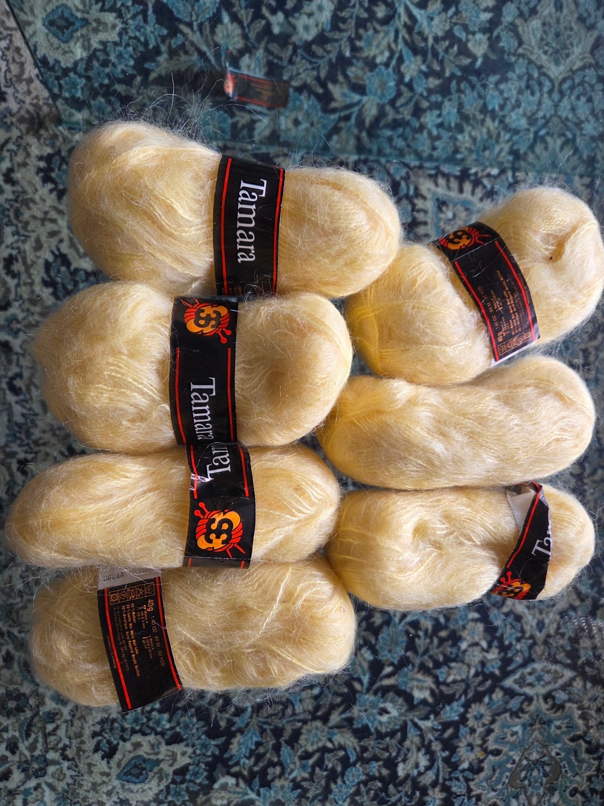 8 bollen zacht geel mohair wol Suisse Tamara, Hobby en Vrije tijd, Breien en Haken, Ophalen of Verzenden, Nieuw, Breien of Haken