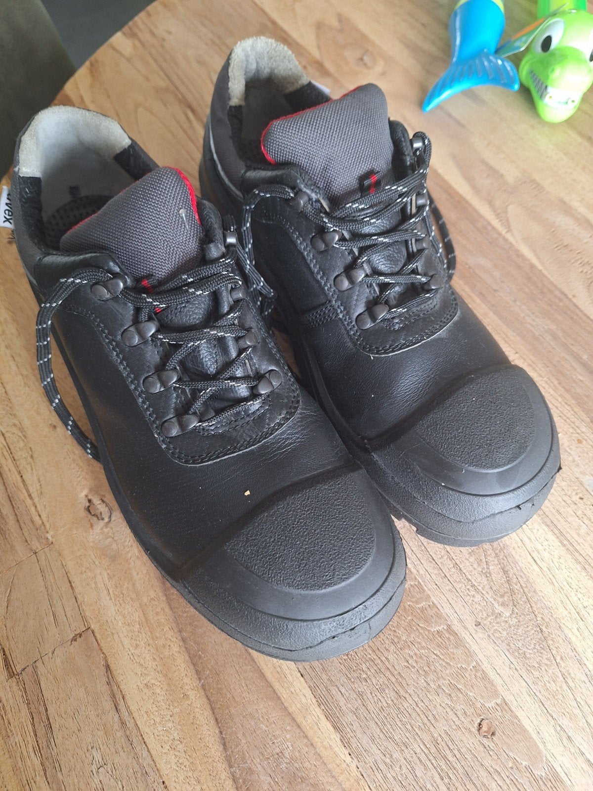 Uvex werkschoenen maat 44 - Nieuw, Ophalen of Verzenden