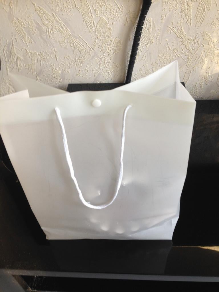 100 semi transparant tas 26x10x35 cm 25euro, Ophalen of Verzenden, Nieuw