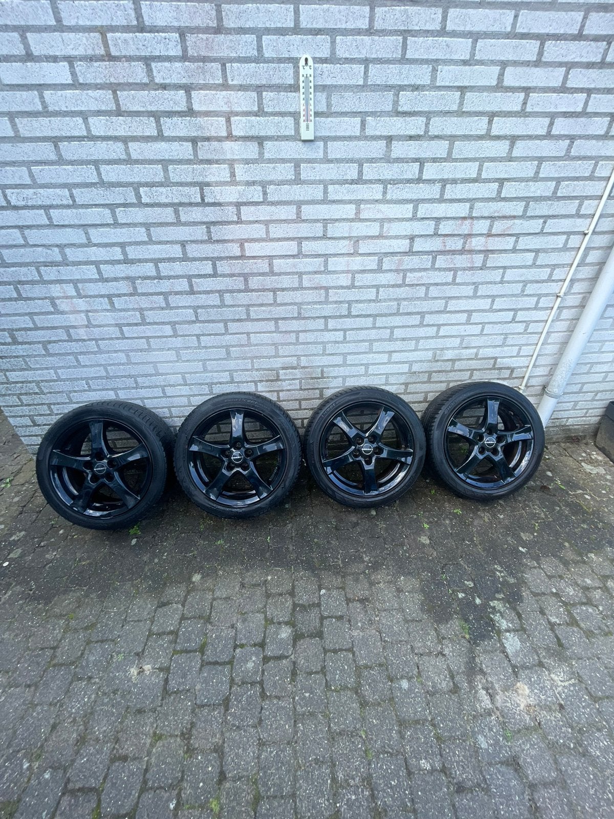 Borbet lichtmetalen velgen met winterbanden, Ophalen, Nieuw, Seat