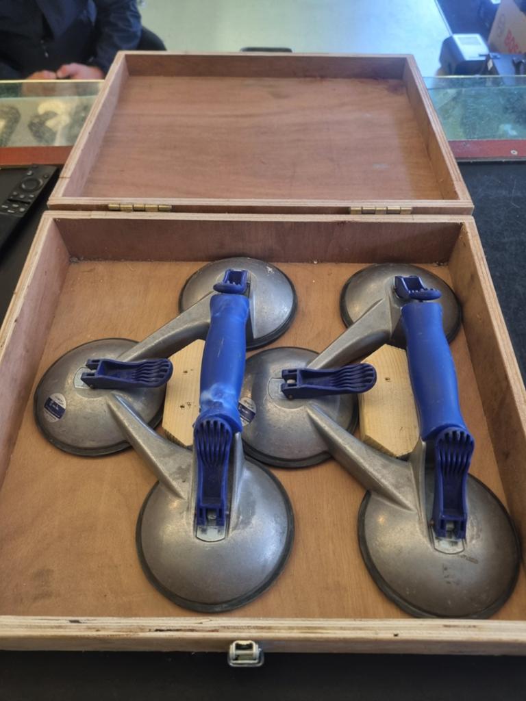 Veribor zuignappen set in houten kist, Doe-het-zelf en Verbouw, Glas en Ramen, Ophalen, Gevelraam of Ruit, 160 cm of meer, Nvt