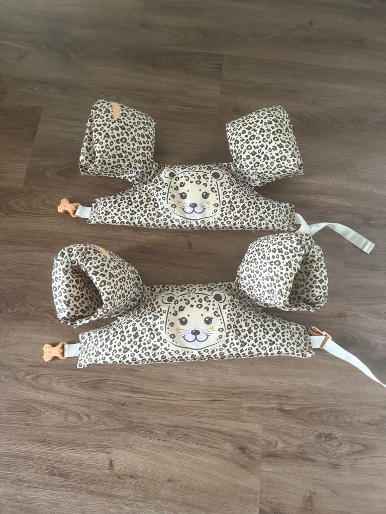 2x puddle jumpers, Ophalen, Jongetje of Meisje, One size, Zo goed als nieuw