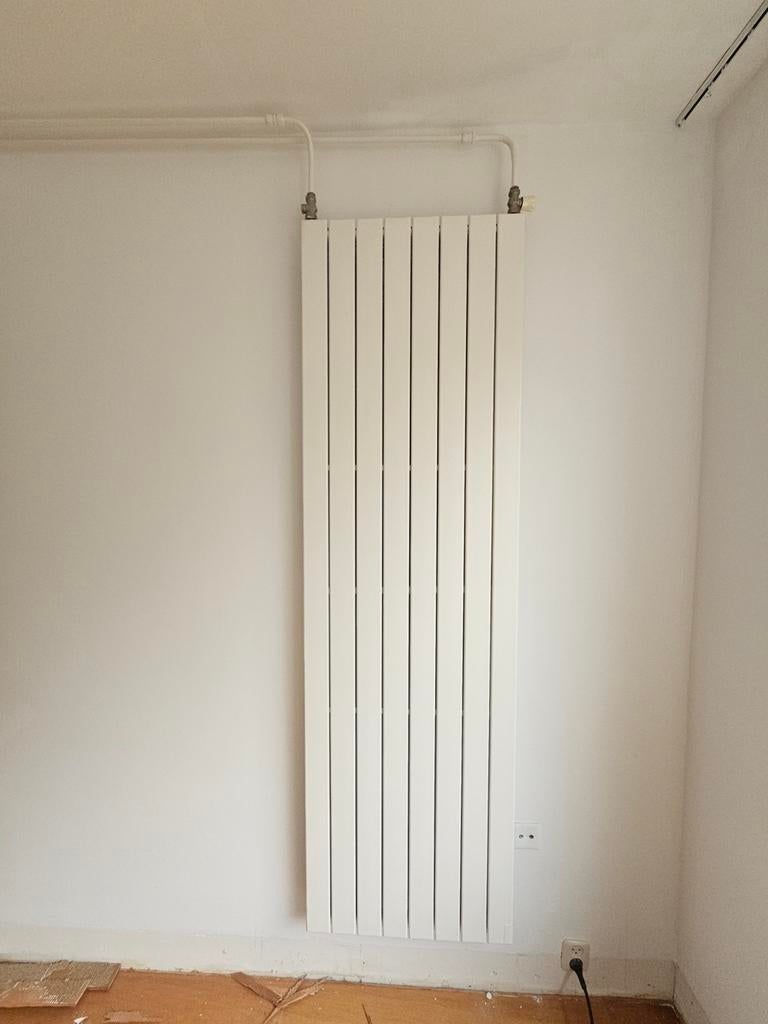 Acova radiator 4 stuk bijna nieuwe, Doe-het-zelf en Verbouw, Ophalen of Verzenden