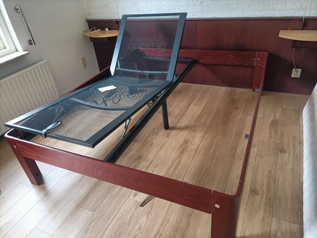Auping seniorenbed 160x200 met elektrische spiralen., Ophalen, Eenpersoons, Zo goed als nieuw, 200 cm