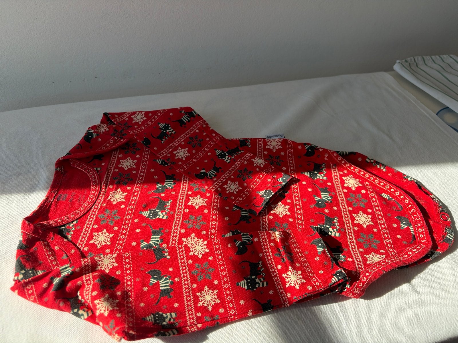 Fiep Westendorp Tomper met honden en sneeuwvlokken, Ophalen of Verzenden, Gebruikt, Jongetje of Meisje, Nacht- of Onderkleding