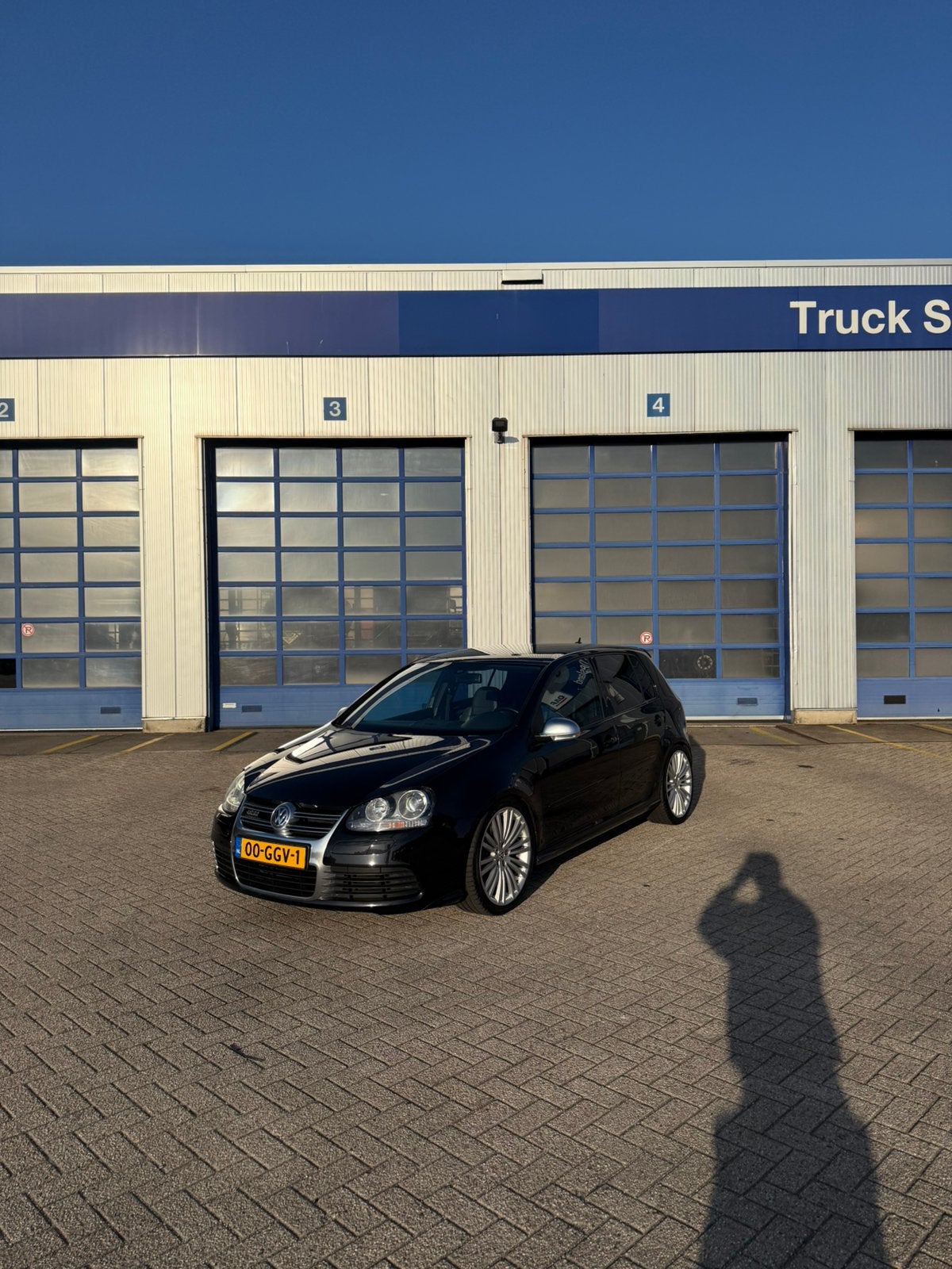 Volkswagen Golf 3.2 V6 184KW R32 3D 4M 2007 Zwart, Auto's, Zwart, 3189 cc, Zwart, Leder