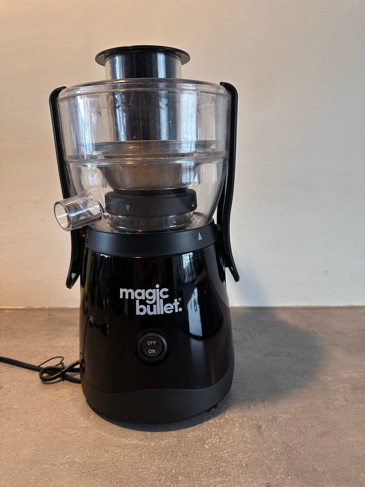Magic Bullet Sapcentrifuge - Zo goed als nieuw, Witgoed en Apparatuur, Ophalen, Zo goed als nieuw, Elektrisch, Sapcentrifuge