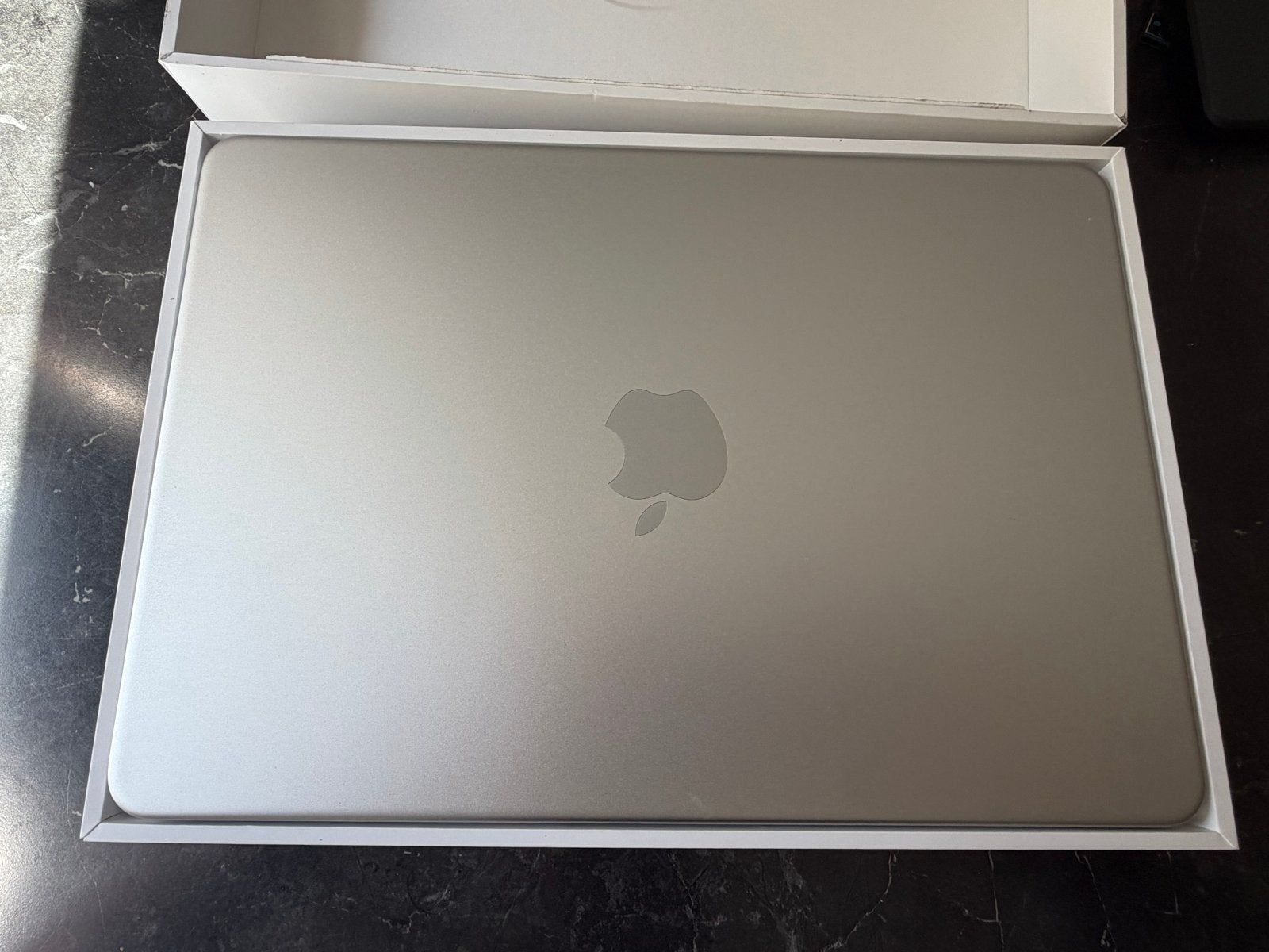 MacBook Neo 13 inch, 256 GB, nieuw 5 weken oud met factuur., Computers en Software, Apple Macbooks, Ophalen, Qwerty, 13 inch, Zo goed als nieuw