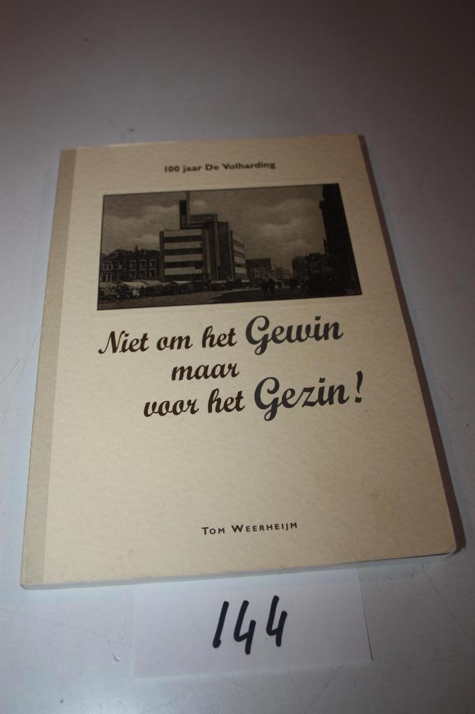 144:        100 jaar De Volharding (later AZIVO), Den Haag, Boeken, Ophalen of Verzenden, 20e eeuw of later, Gelezen