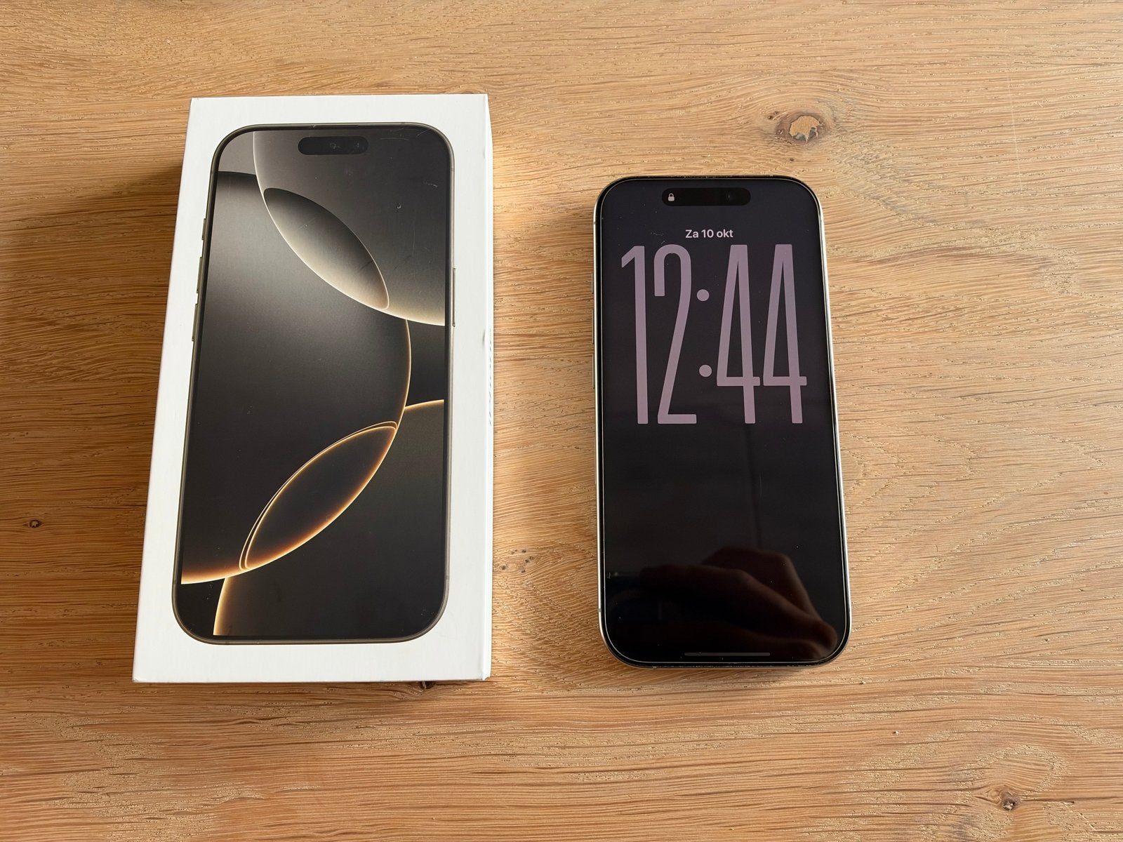 Krasvrije iPhone 16 Pro Natural Titanium (89% batterij), Ophalen of Verzenden, Zo goed als nieuw, Zilver, IPhone 16 Pro