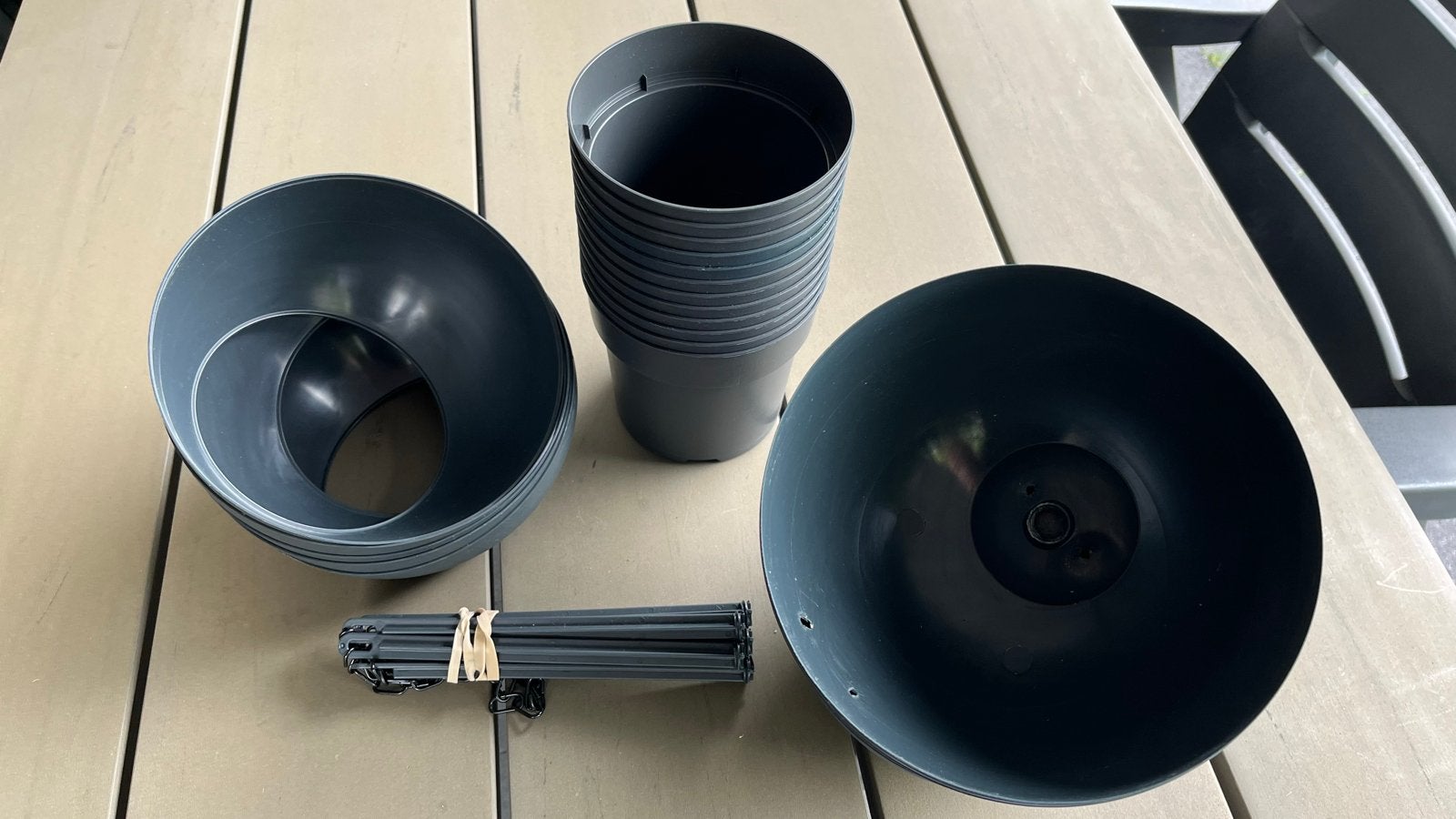 Globee Bloempotten Set  5 stuks antraciet / donkergrijs, Tuin en Terras, 25 tot 40 cm, Kunststof, Gebruikt, Rond