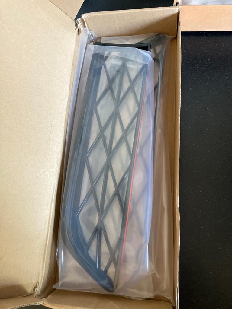 Mazda CX-60 honingraat bumper inleg, Ophalen of Verzenden, Voor, Mazda, Bumper