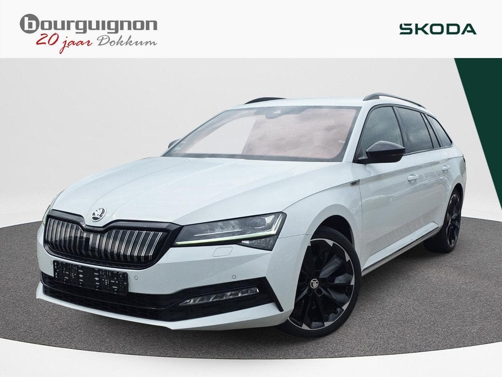 Skoda Superb Combi 1.4 TSI iV Sportline Business | Trekhaak, Auto's, Skoda, 4 cilinders, Alcantara, Wit, 1695 kg
