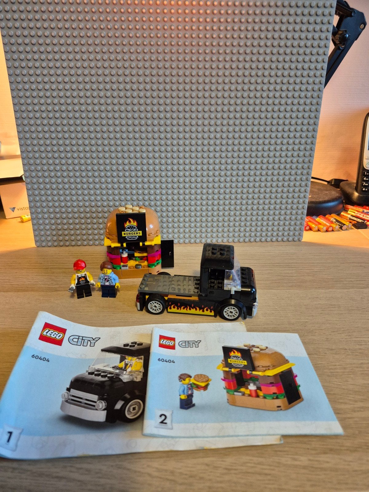 Lego City 60404 Hamburger Foodtruck met Minifiguren, Lego, Ophalen of Verzenden, Inclusief instructies, Complete set