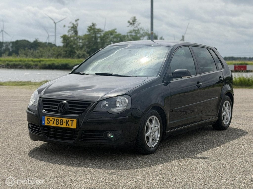 Volkswagen Polo 1.4-16V Edition, Auto's, Voorwielaandrijving, 4 cilinders, Zwart, Bedrijf