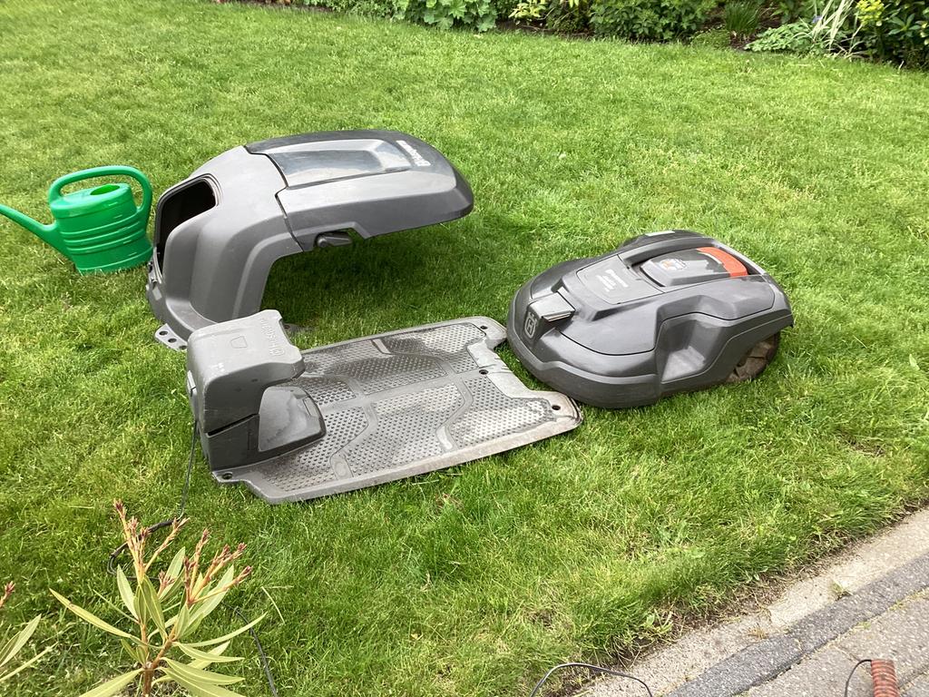 Robot grasmaaier Husqvarna, Ophalen, Gebruikt, 20 tot 25 cm