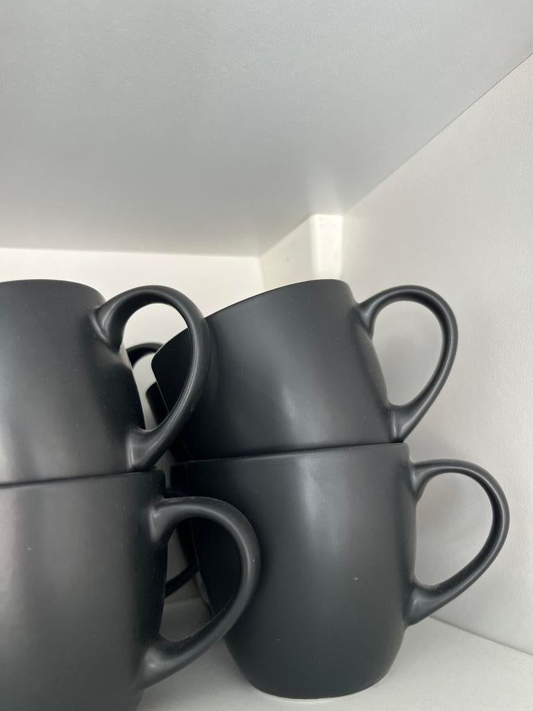 8x mat zwarte koffie kopjes, Keramiek, Nieuw, Ophalen of Verzenden, Effen