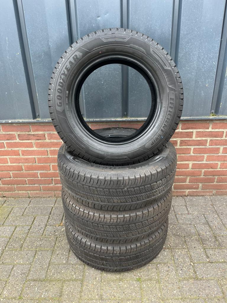 4x 215/65R16C Demo zomerbanden Goodyear, Ophalen, 16 inch, Goodyear, Onbekend