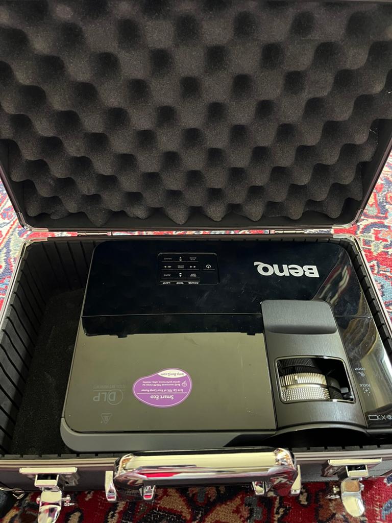 BenQ compacte beamer, Audio, Tv en Foto, Beamers, Ophalen, Zo goed als nieuw, BenQ