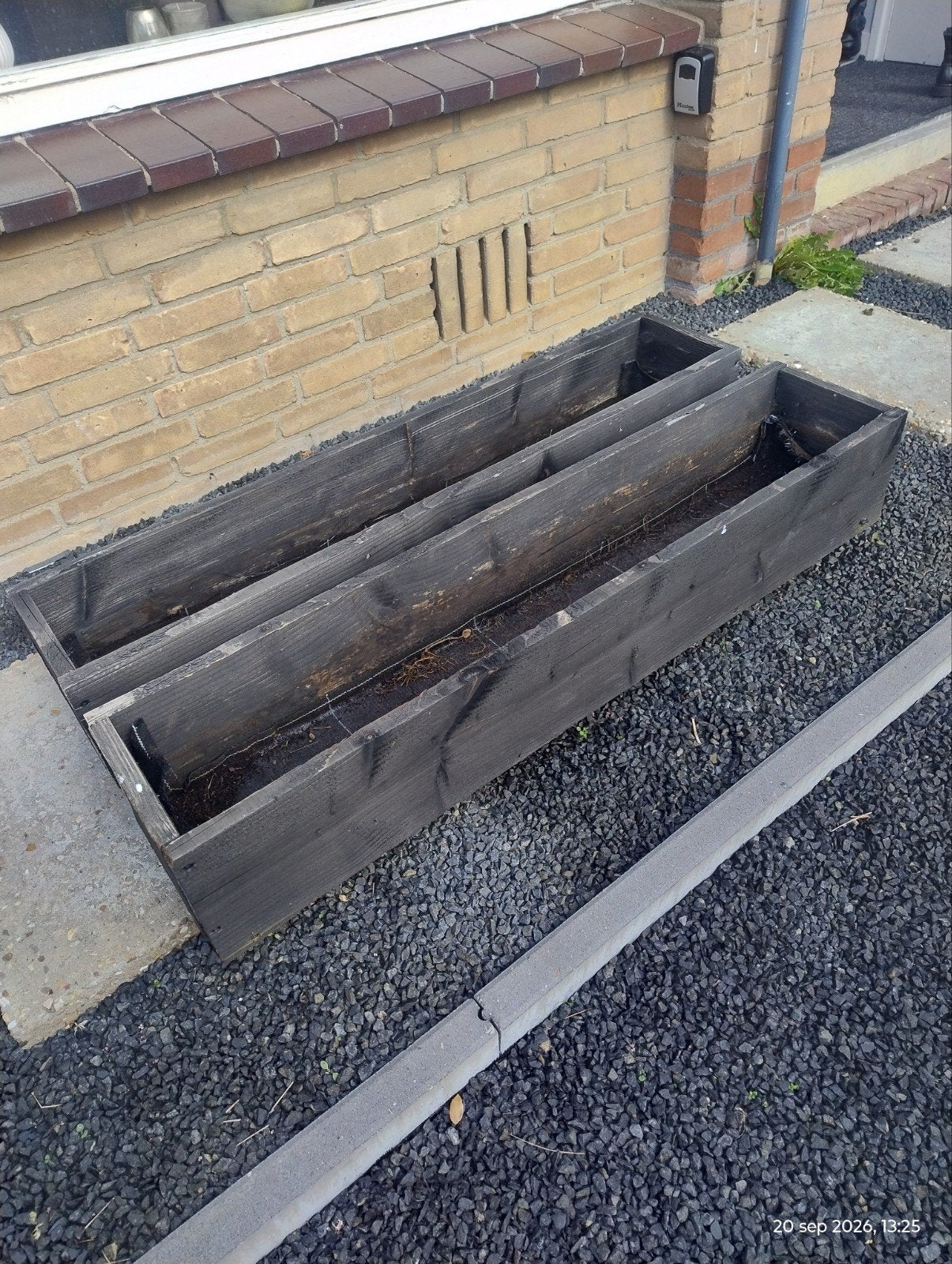gratis** Twee houten plantenbakken voor tuin of balkon, Ophalen, Gebruikt, Minder dan 30 cm, 100 cm of meer