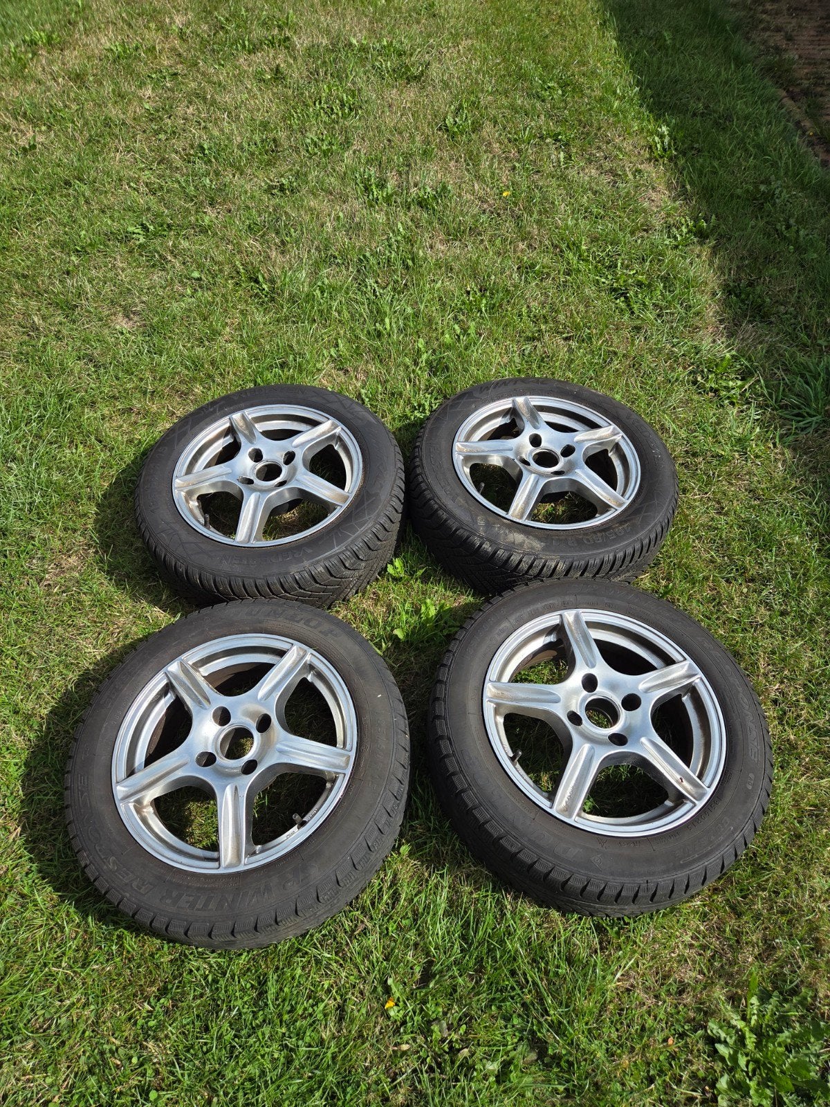 Peugeot 207 winterbanden 185/60 R15 met velgen, Ophalen, Gebruikt