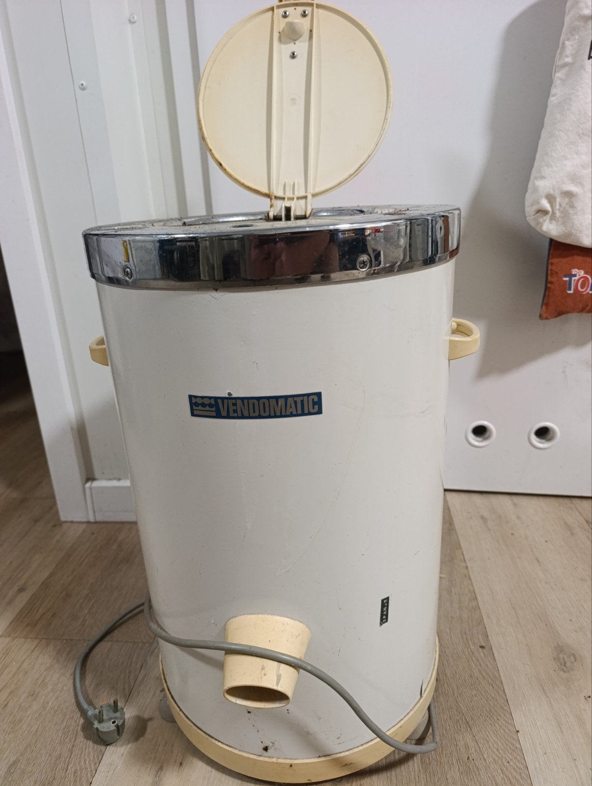 Vintage Vendomatic centrifuge - Wit, Witgoed en Apparatuur, Wasmachines, Gebruikt, Bovenlader, Minder dan 4 kg, 85 tot 90 cm, Minder dan 1200 toeren