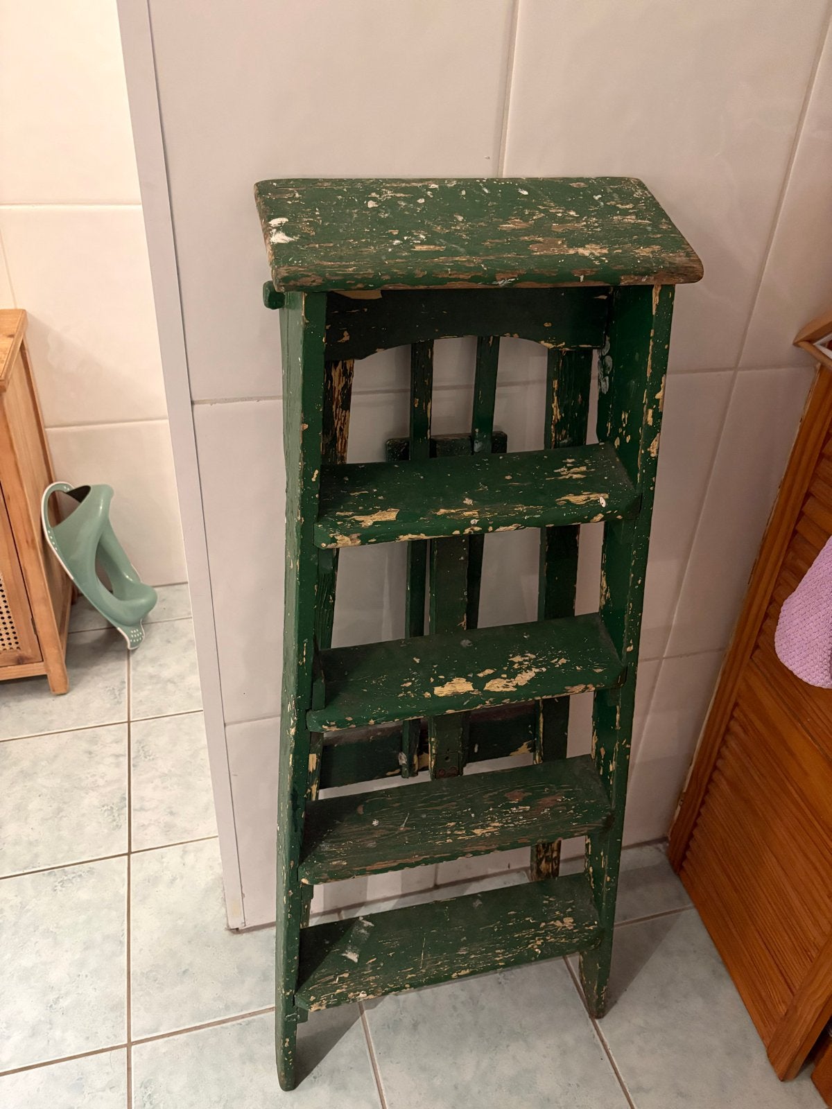 Vintage Groene Houten Keukentrapje / Krukje, Gebruikt, Trap, Ophalen of Verzenden, Opvouwbaar of Inschuifbaar