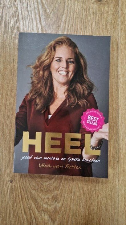 Vilna van Betten - Heel, Ophalen of Verzenden, Zo goed als nieuw, Vilna van Betten
