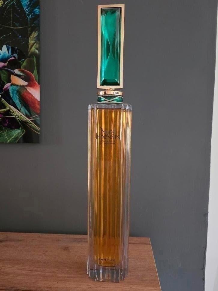 Zeldzame Nuits Indiennes parfum van Scherrer Factice, Verzamelen, Ophalen of Verzenden, Parfumfles, Gevuld