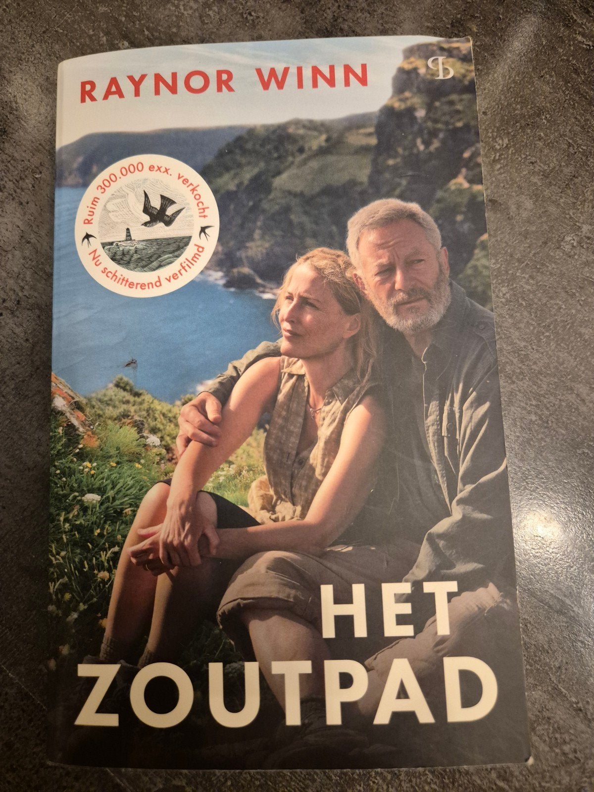 Het Zoutpad - Raynor Winn (Filmeditie), Boeken, Ophalen of Verzenden, Zo goed als nieuw, Raynor Winn, Nederland