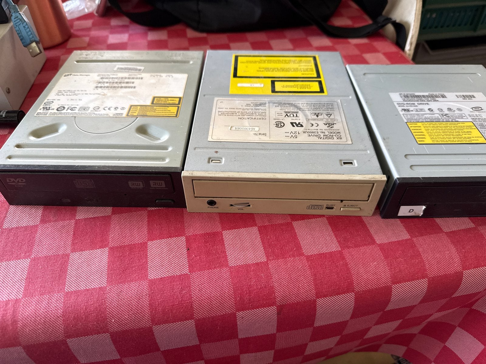 Diverse Interne IDE CD/DVD/CD-RW Drives - Gebruikt, Computers en Software, Optische drives, Intern, Gebruikt, Ophalen of Verzenden