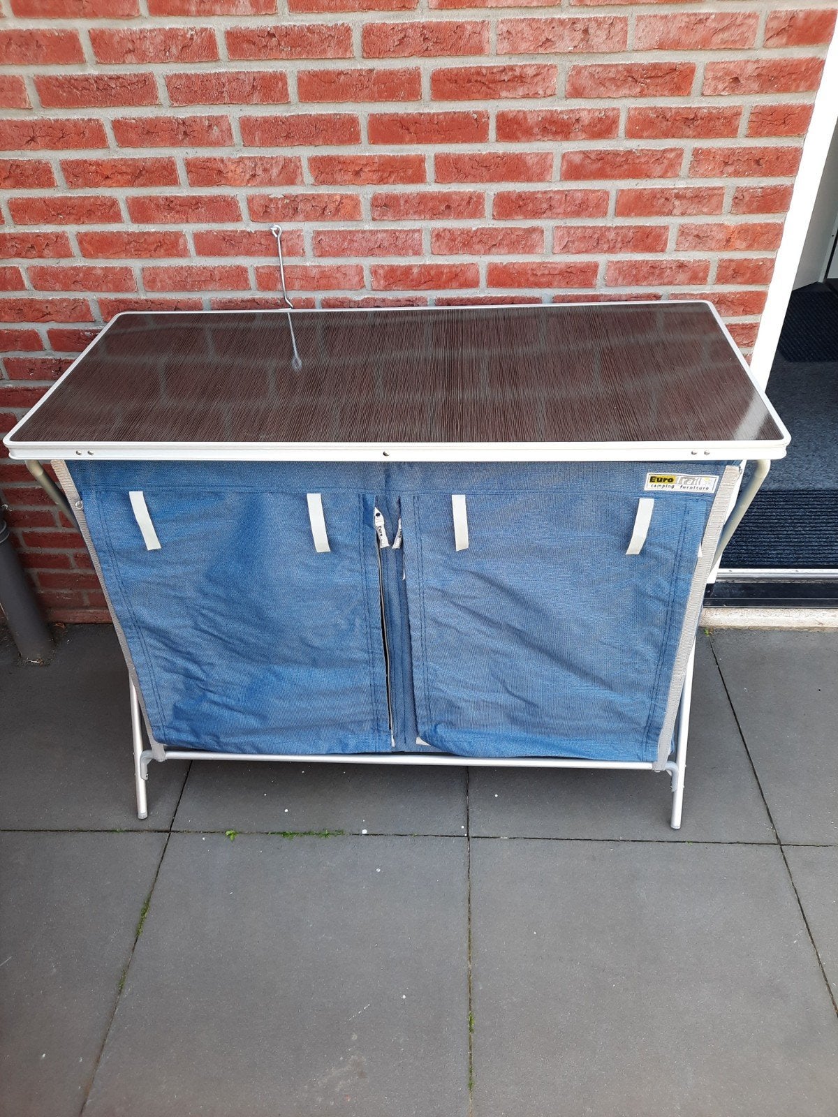 Kampeer kast, Ophalen, Campingstoel