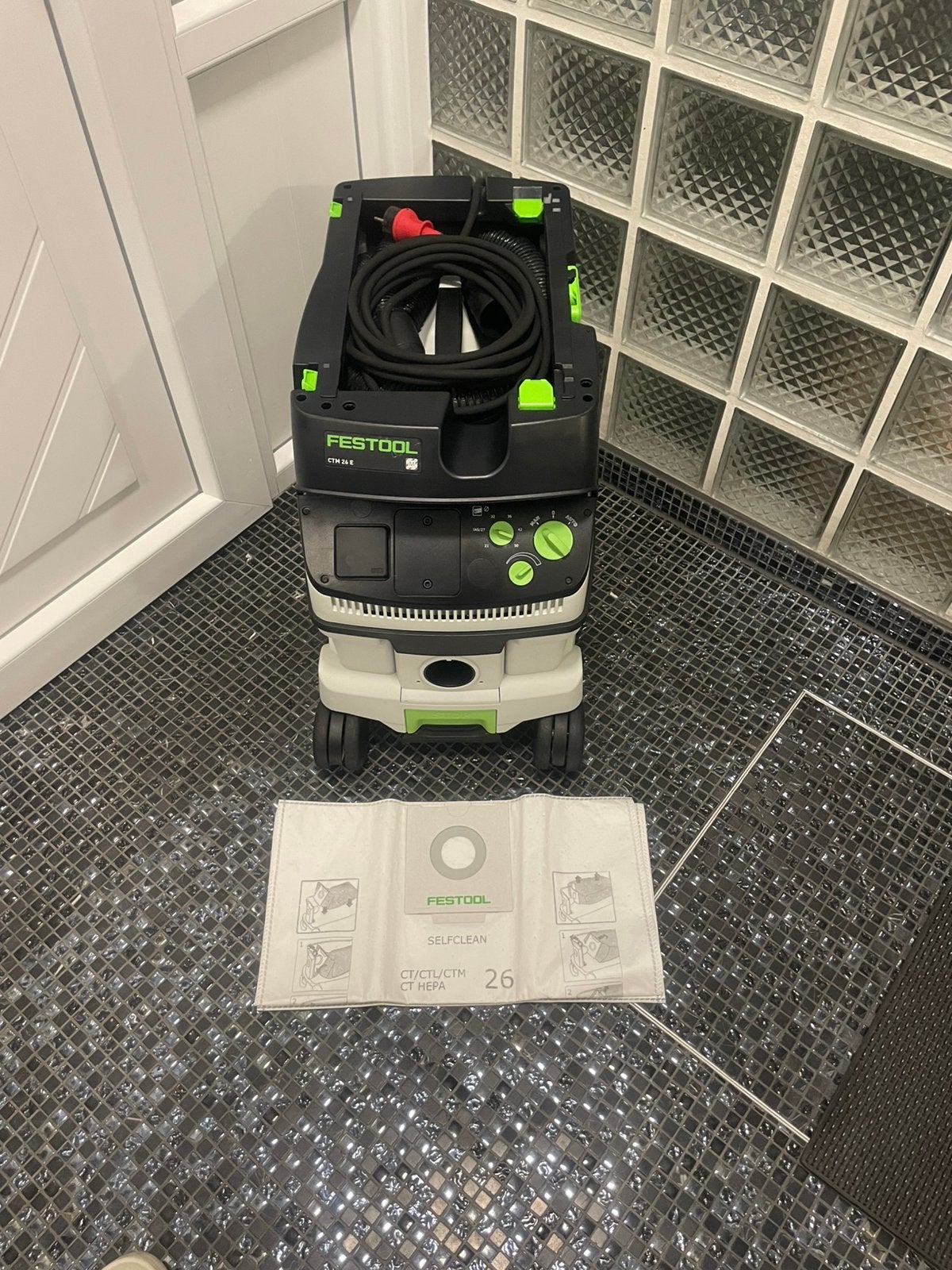 FESTOOL Stofzuiger CLEANTEC CTM 26 E stofklasse M 26L 1200W, Ophalen of Verzenden, Zo goed als nieuw