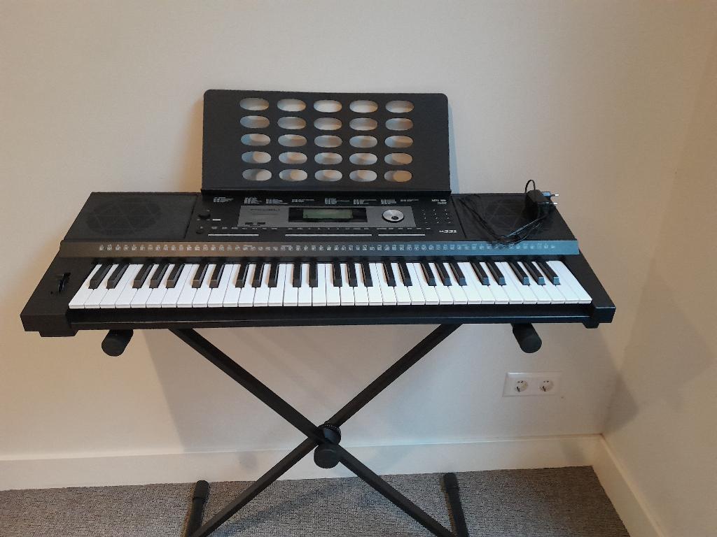 keyboard Medeli M331, Ophalen, 61 toetsen, Met standaard, Zo goed als nieuw