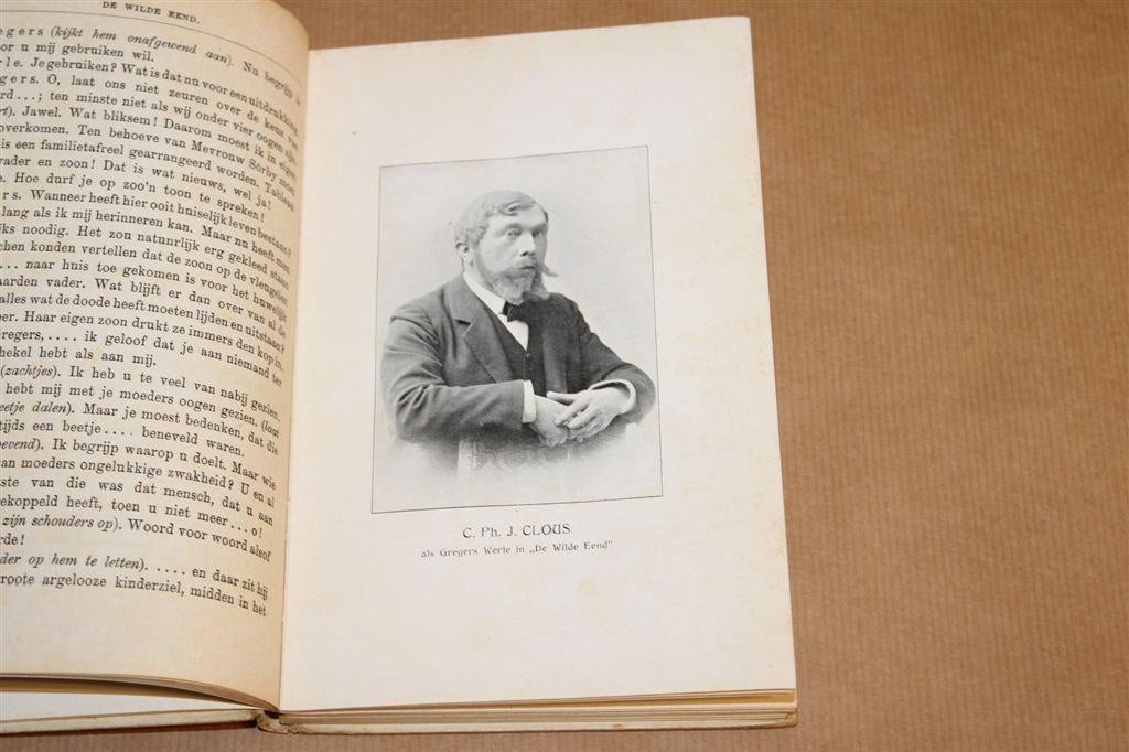 De Wilde Eend — Ibsen Toneelspel, Meulenhoff 1917, Ophalen of Verzenden, Gelezen