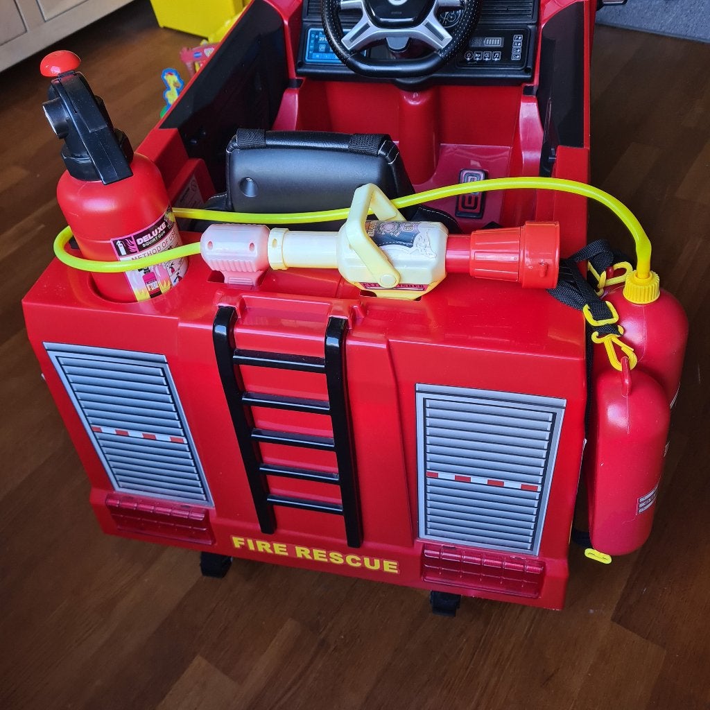 Foto 18 van Grote elektrische brandweerauto met licht en geluid