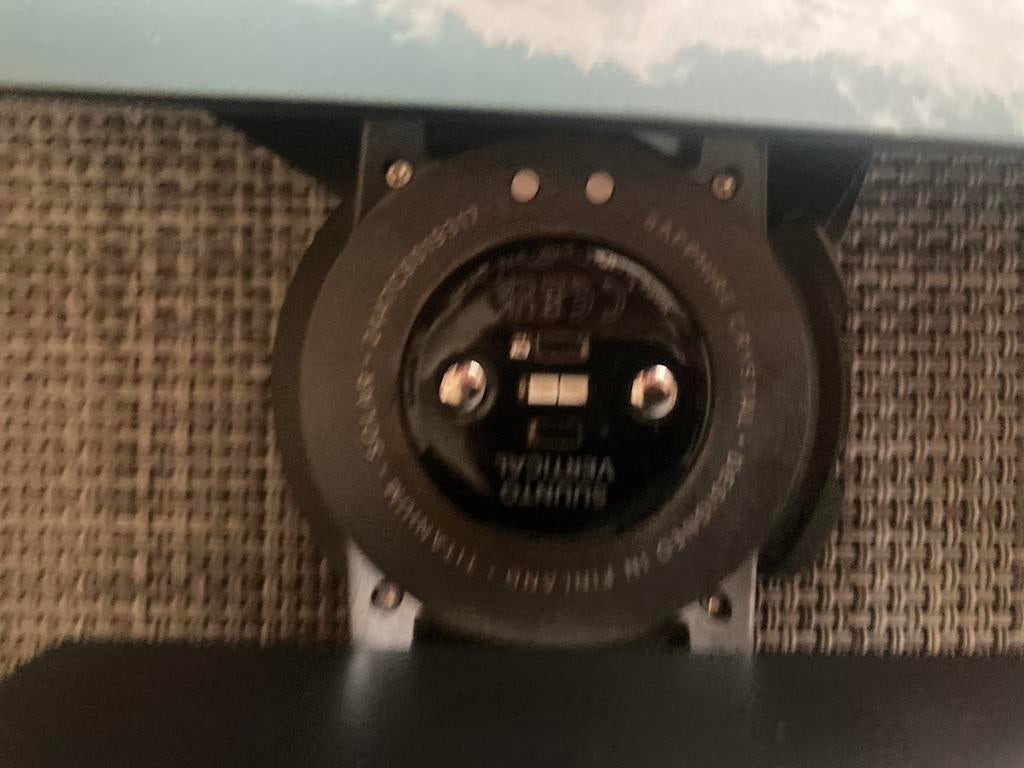 Suunto vertical Titanium, Zwart, Ophalen of Verzenden, Zo goed als nieuw, Waterdicht