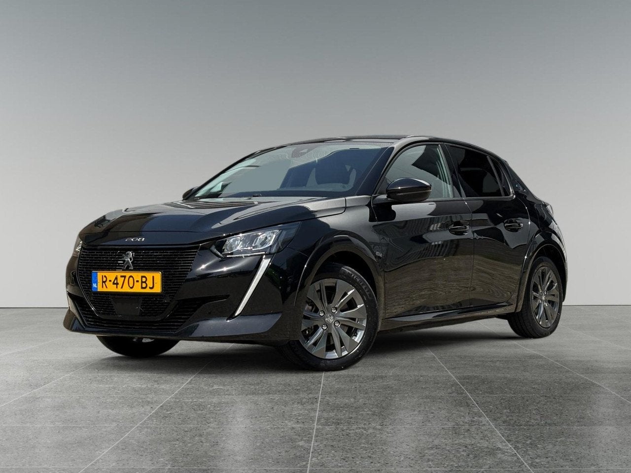 Peugeot e-208 Allure Pack EV 3-FASEN 50kWh 136pk | 3D i-COCK, Automaat, Dealer onderhouden, 136 pk, Gebruikt