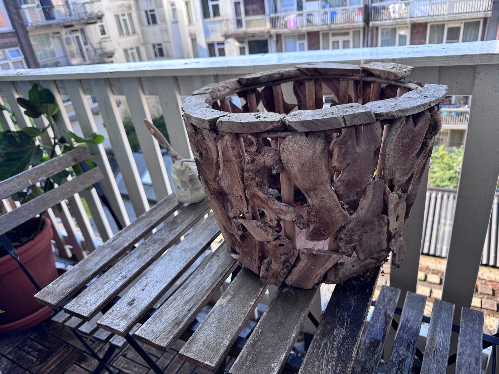 Unieke houten decoratie bloempot, Tuin en Terras, Overige materialen, Gebruikt, Rond, Binnen