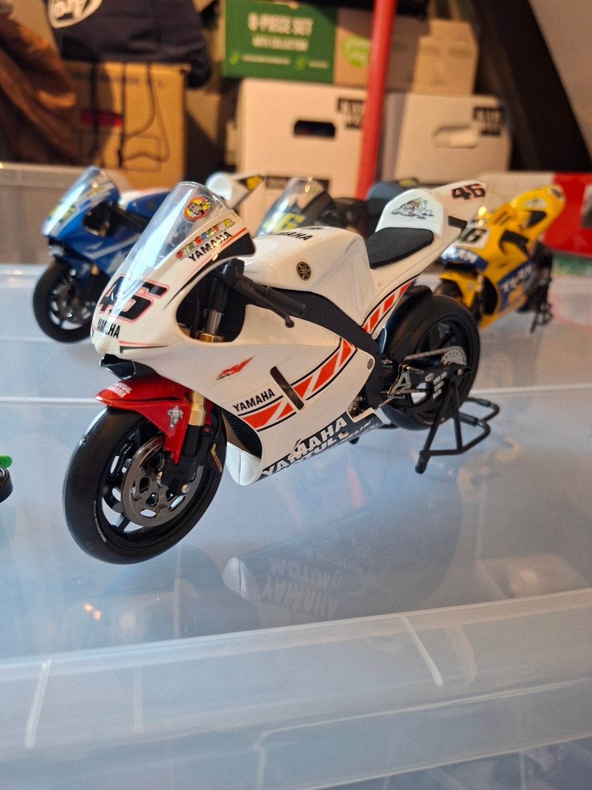 Yamaha YZR-M1 Valentino Rossi MotoGP modelmotor, Overige merken, Ophalen of Verzenden, Zo goed als nieuw, Groter dan 1:32
