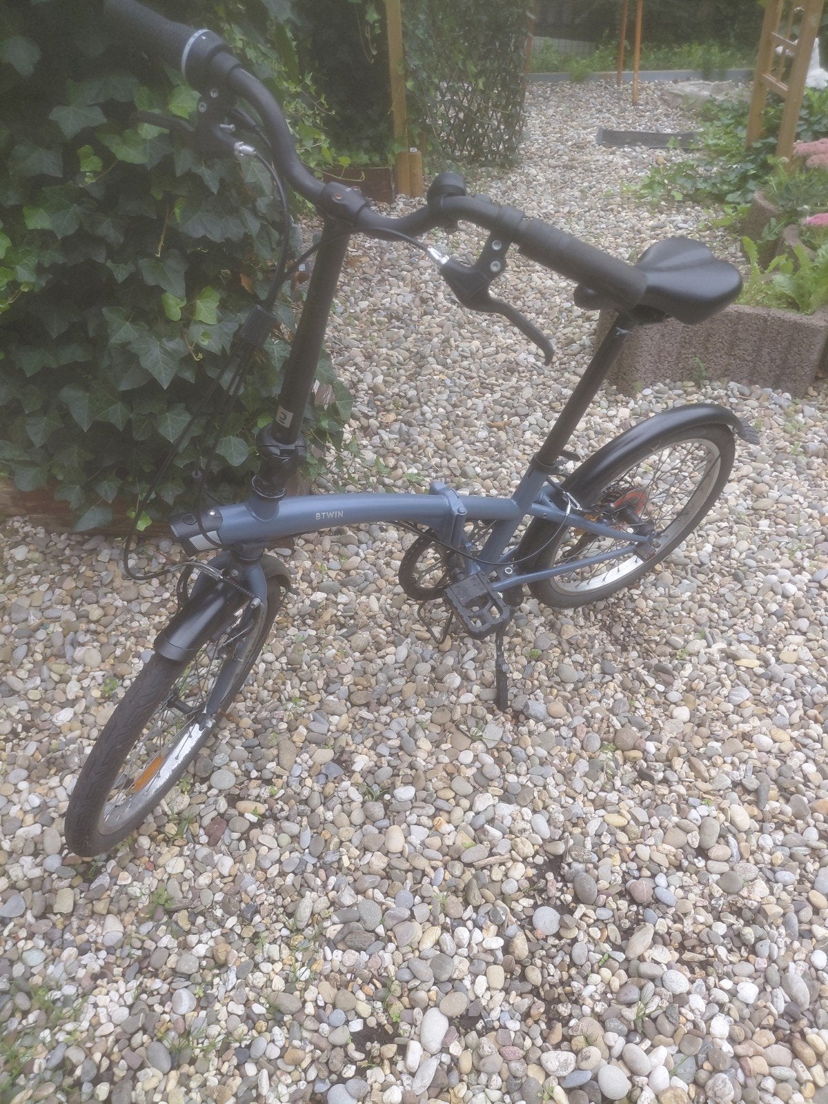 B'Twin vouwfiets - Ideaal voor woon-werkverkeer, Fietsen en Brommers, 20 inch of meer, Gebruikt, Velgrem, Versnellingen