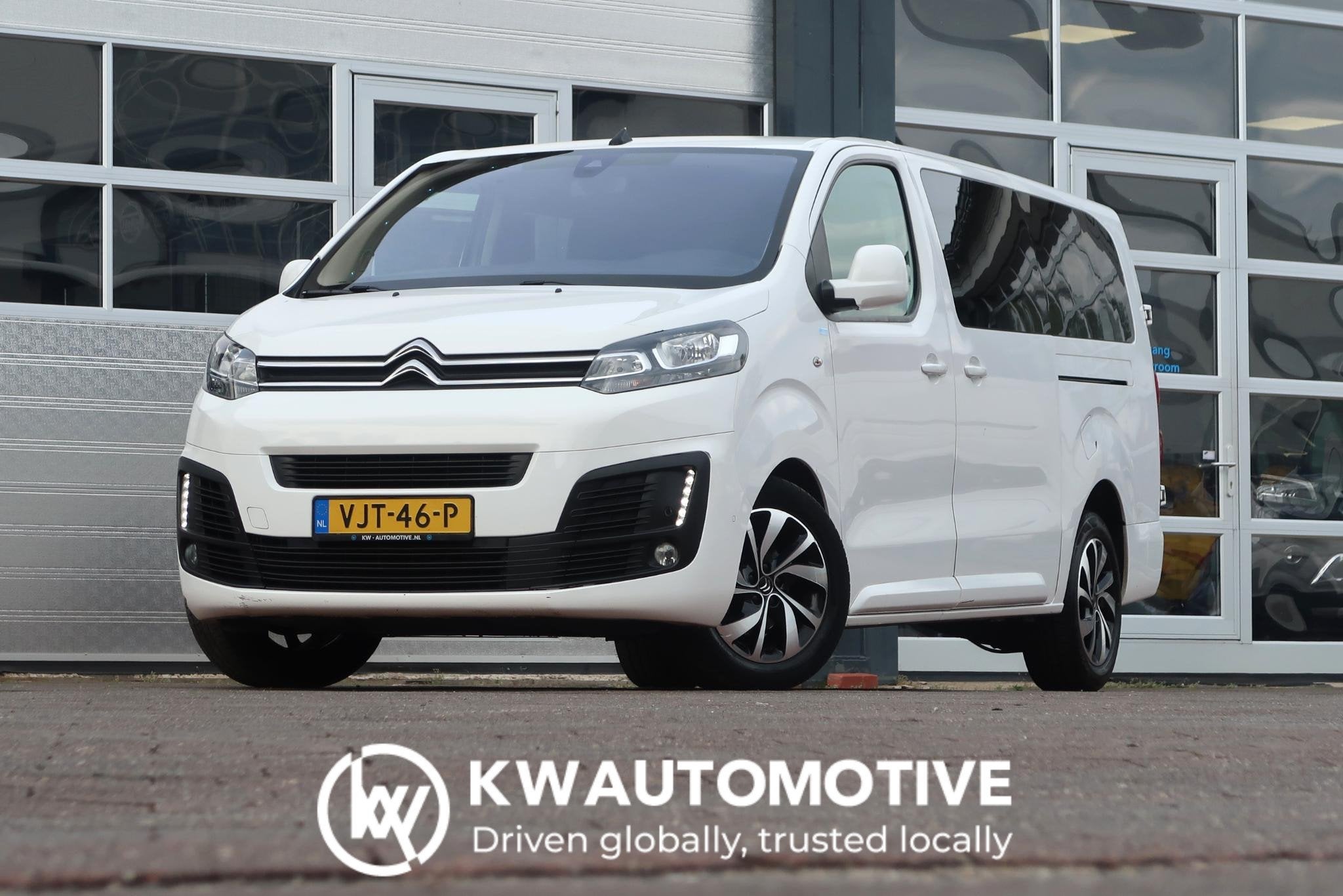 Citroen Jumpy 2.0 BlueHDI 120 XL Driver DC AUT/ CAMERA/ 2X S, Stof, Gebruikt, 4 cilinders, Citroën