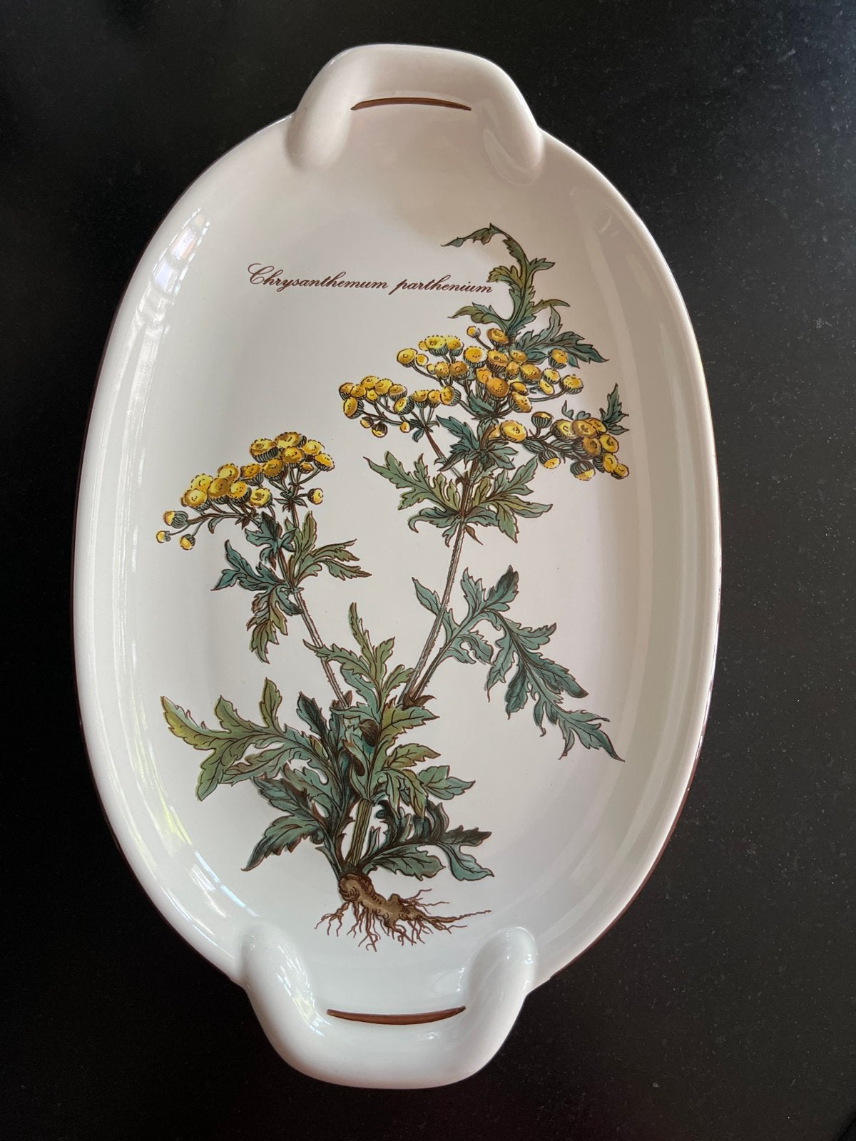 Villeroy & Boch Botanica schaal met Chrysanthemum, Huis en Inrichting, Porselein of Keramiek, Schaal, Vaatwasserbestendig, Ophalen of Verzenden